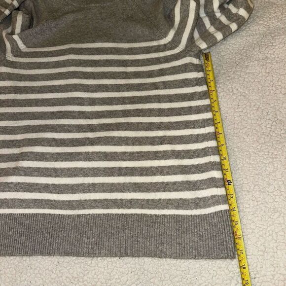 Charter Club Gray White Stripe Back Pleat Sweater Medium NWT - Picture 11 of 14
